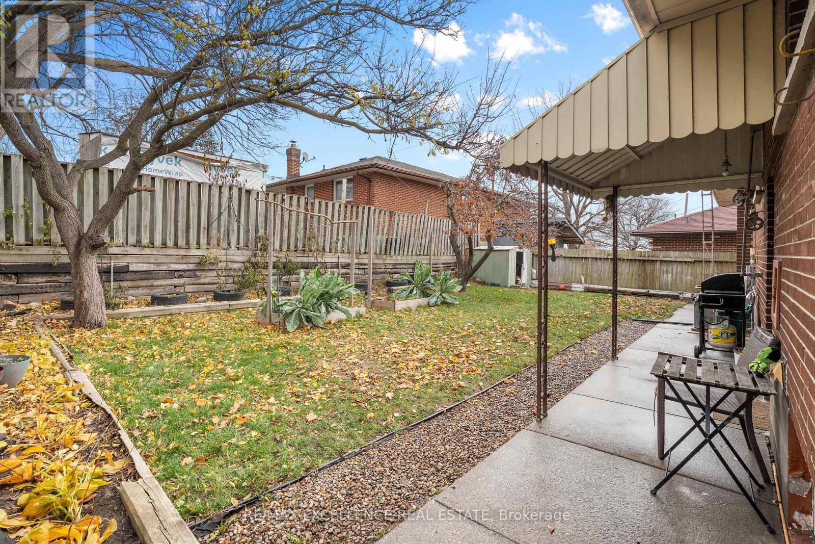 45 Stevenson Road N, Oshawa, ON - Outdoor