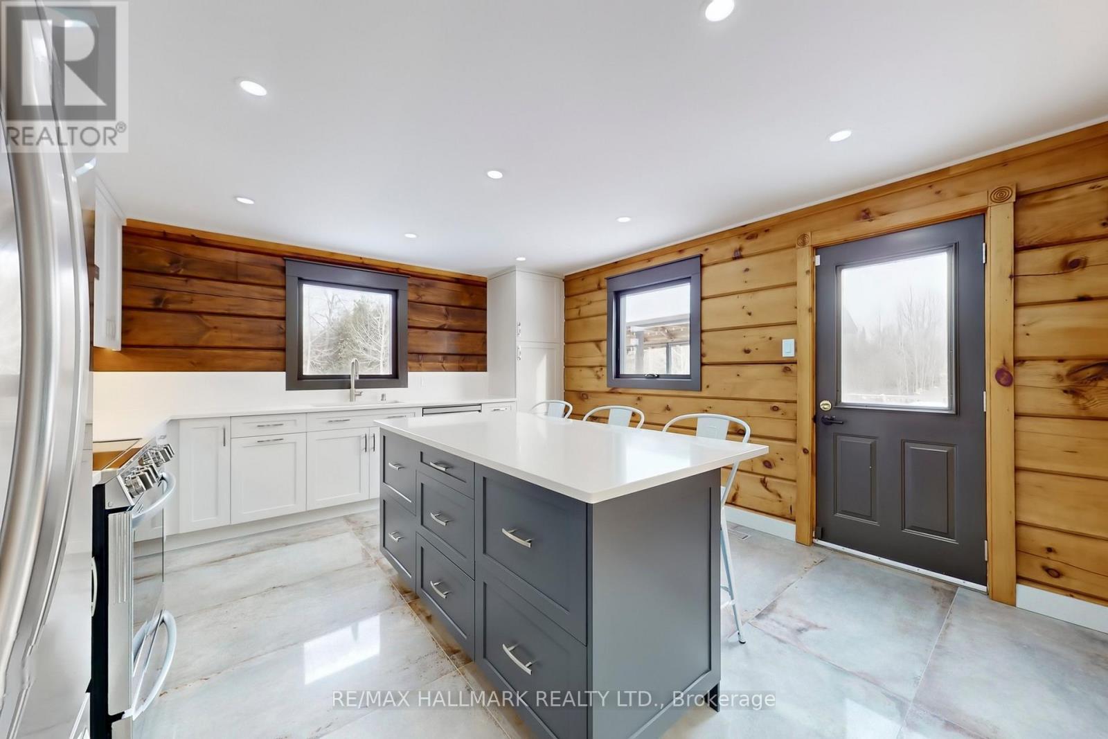 13551 Concession 5 Road, Uxbridge, ON - Indoor