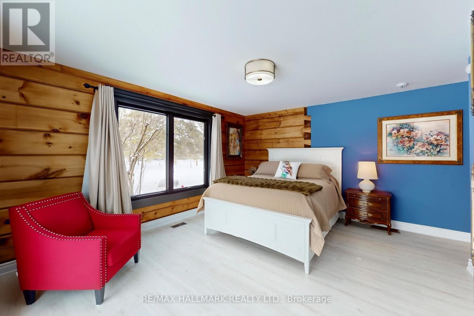 13551 Concession 5 Road, Uxbridge, ON - Indoor Photo Showing Bedroom