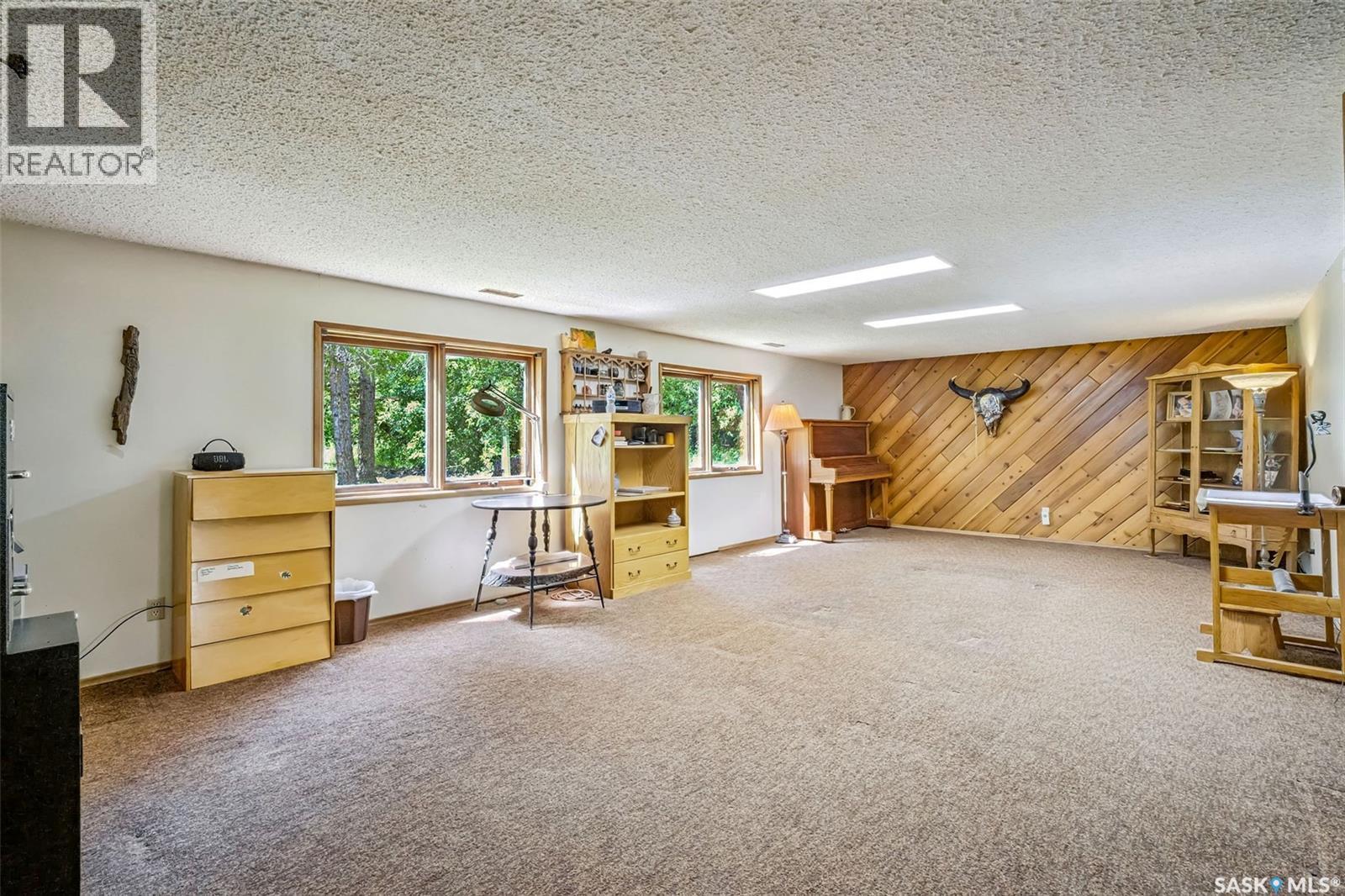 Norman And Maxine Gierl Yard Site, Leroy Rm No. 339, SK - Indoor