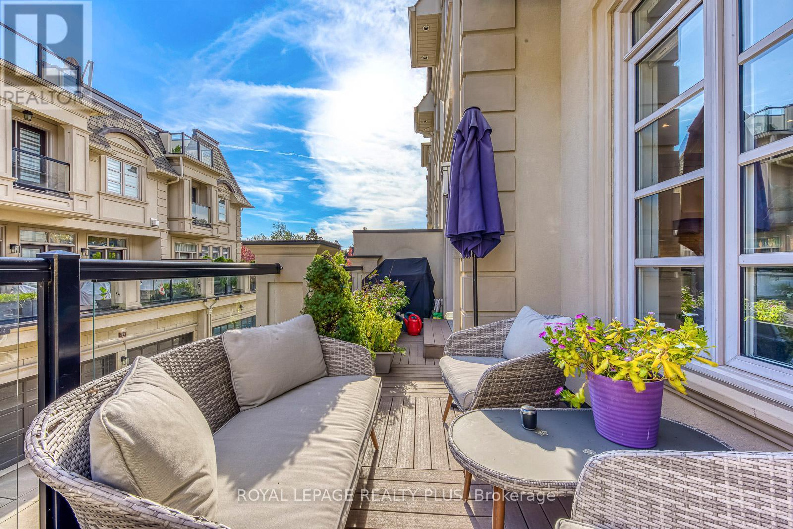 221 Hanover Street, Oakville, ON - Outdoor With Balcony With Exterior