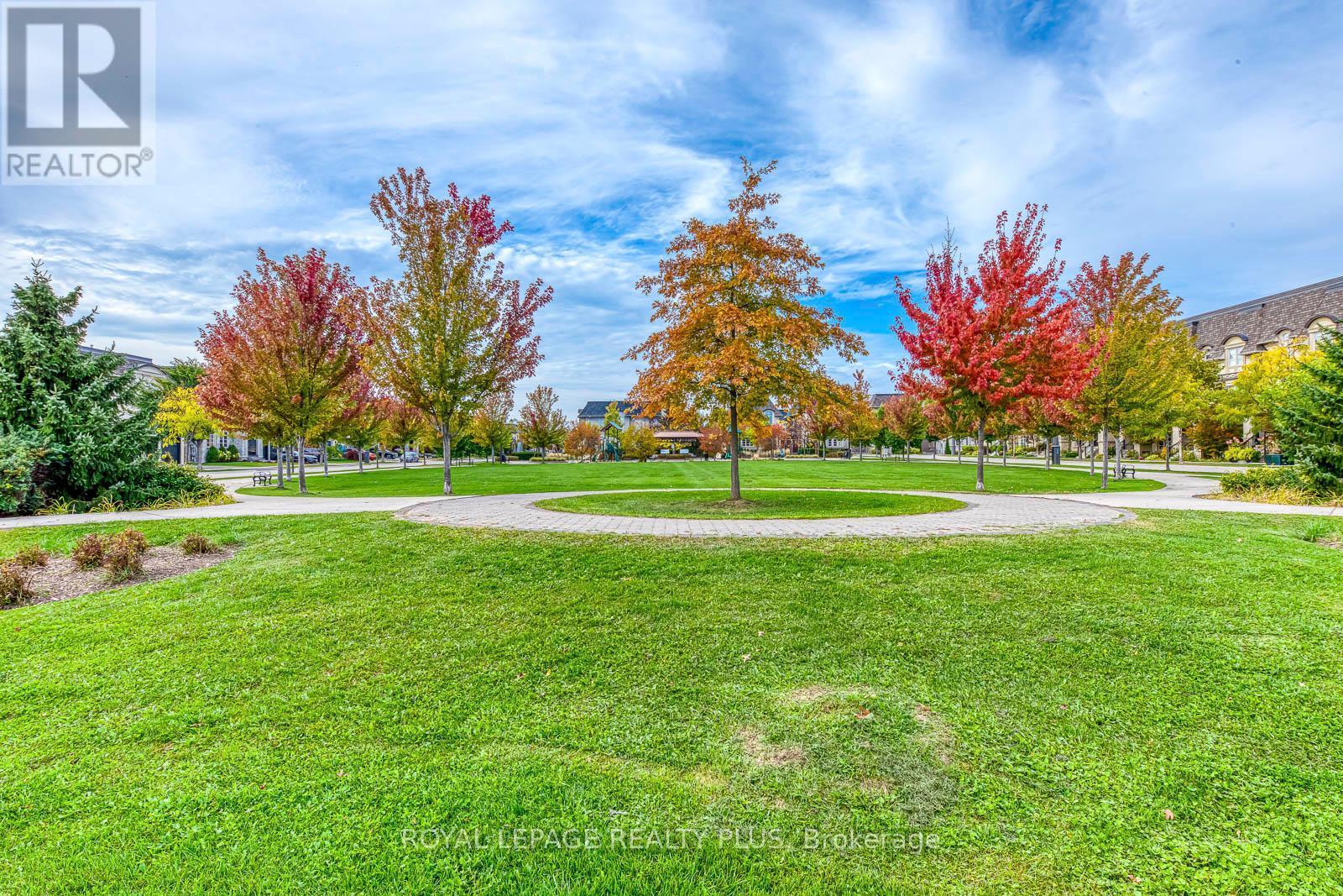 221 Hanover Street, Oakville, ON - Outdoor With View