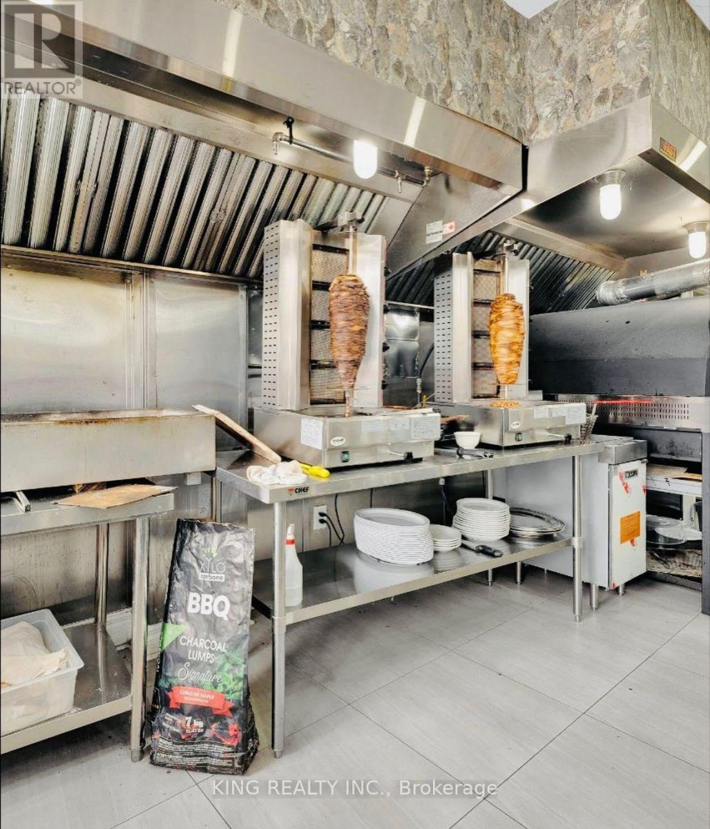 4781 Wyandotte Street E, Windsor, ON