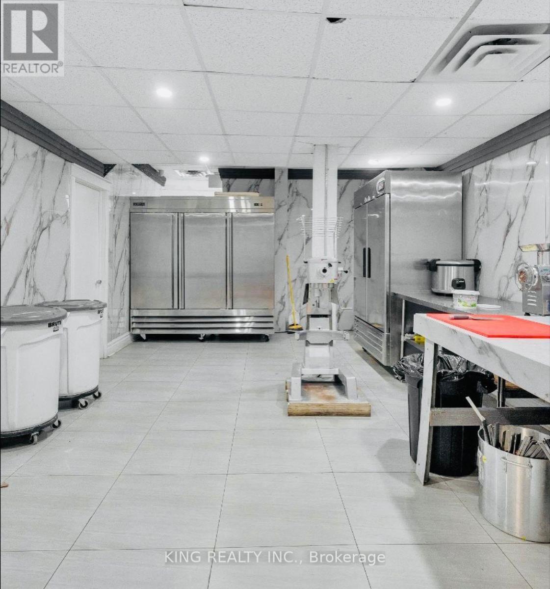 4781 Wyandotte Street E, Windsor, ON