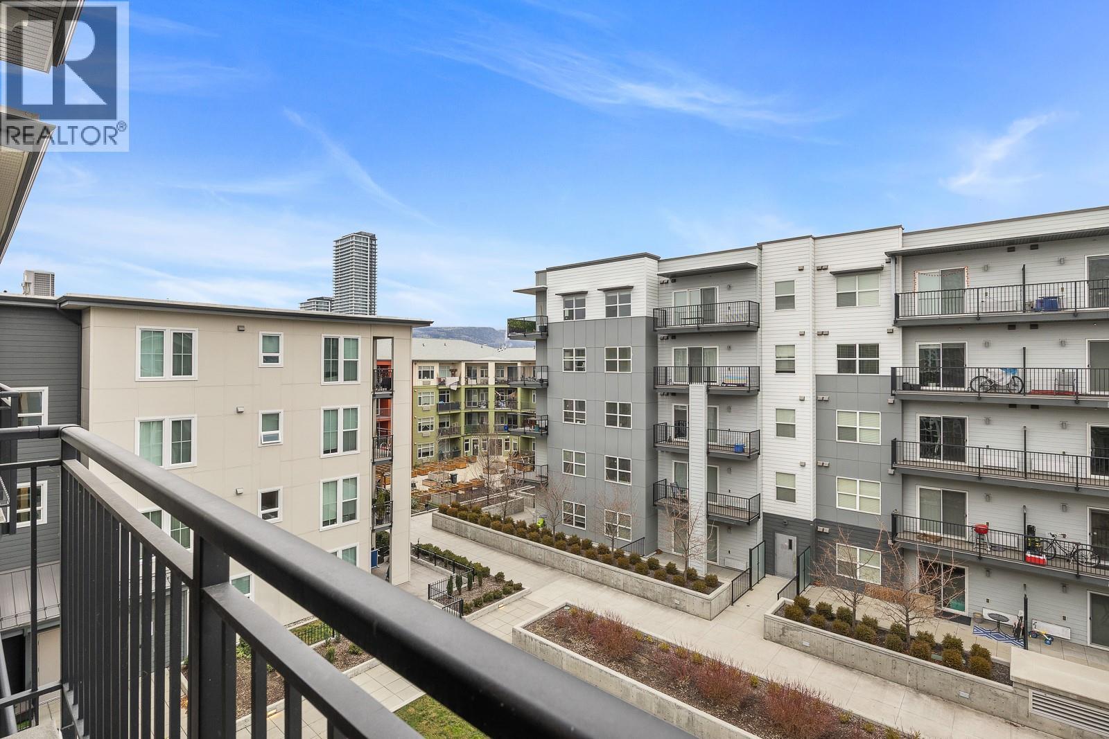 Green Space below! - 1775 Chapman Place Unit# Ph12, Kelowna, BC - Outdoor