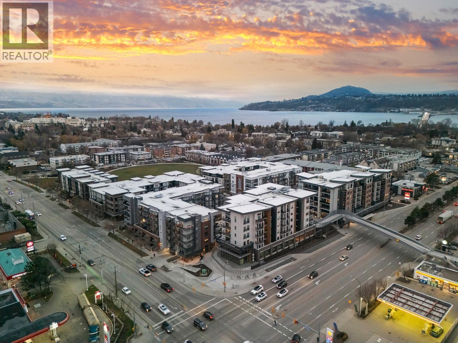 1775 Chapman Place Unit# Ph12, Kelowna, BC - Outdoor With Body Of Water With View