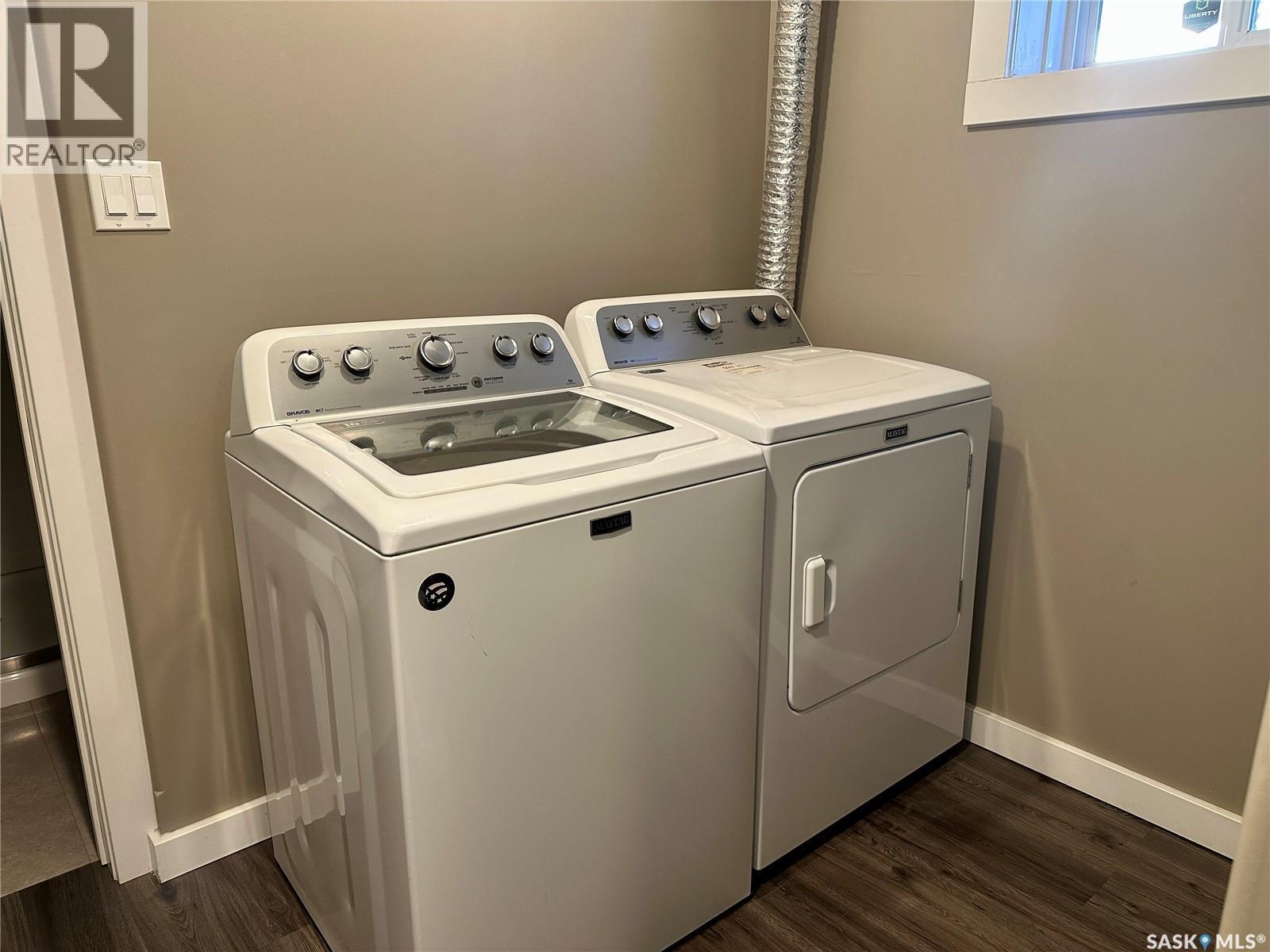 595 Cook Crescent, La Ronge, SK - Indoor Photo Showing Laundry Room