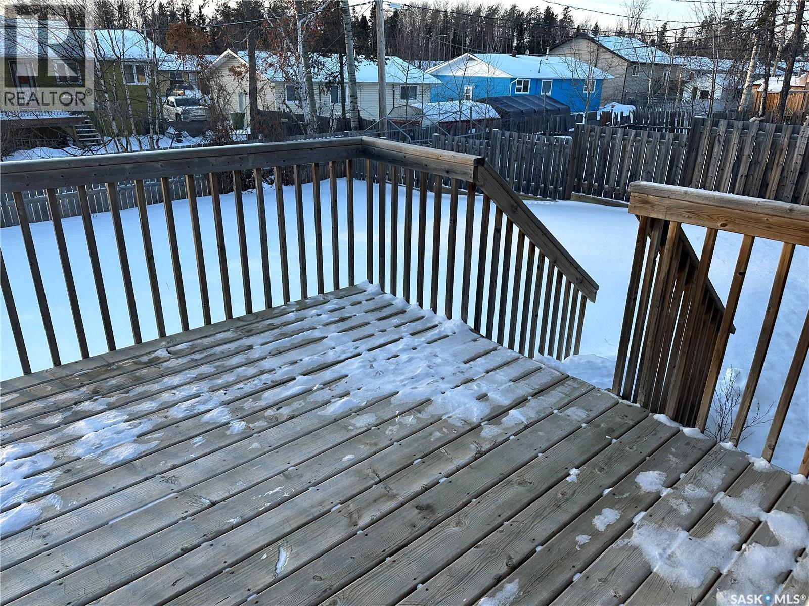 595 Cook Crescent, La Ronge, SK - Outdoor