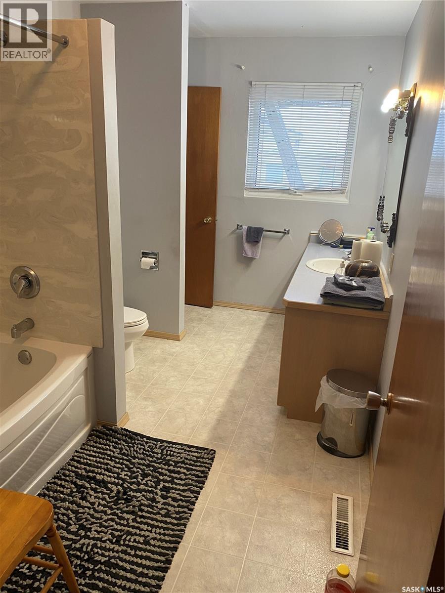 Kisil Estate Farm, St. Louis, SK