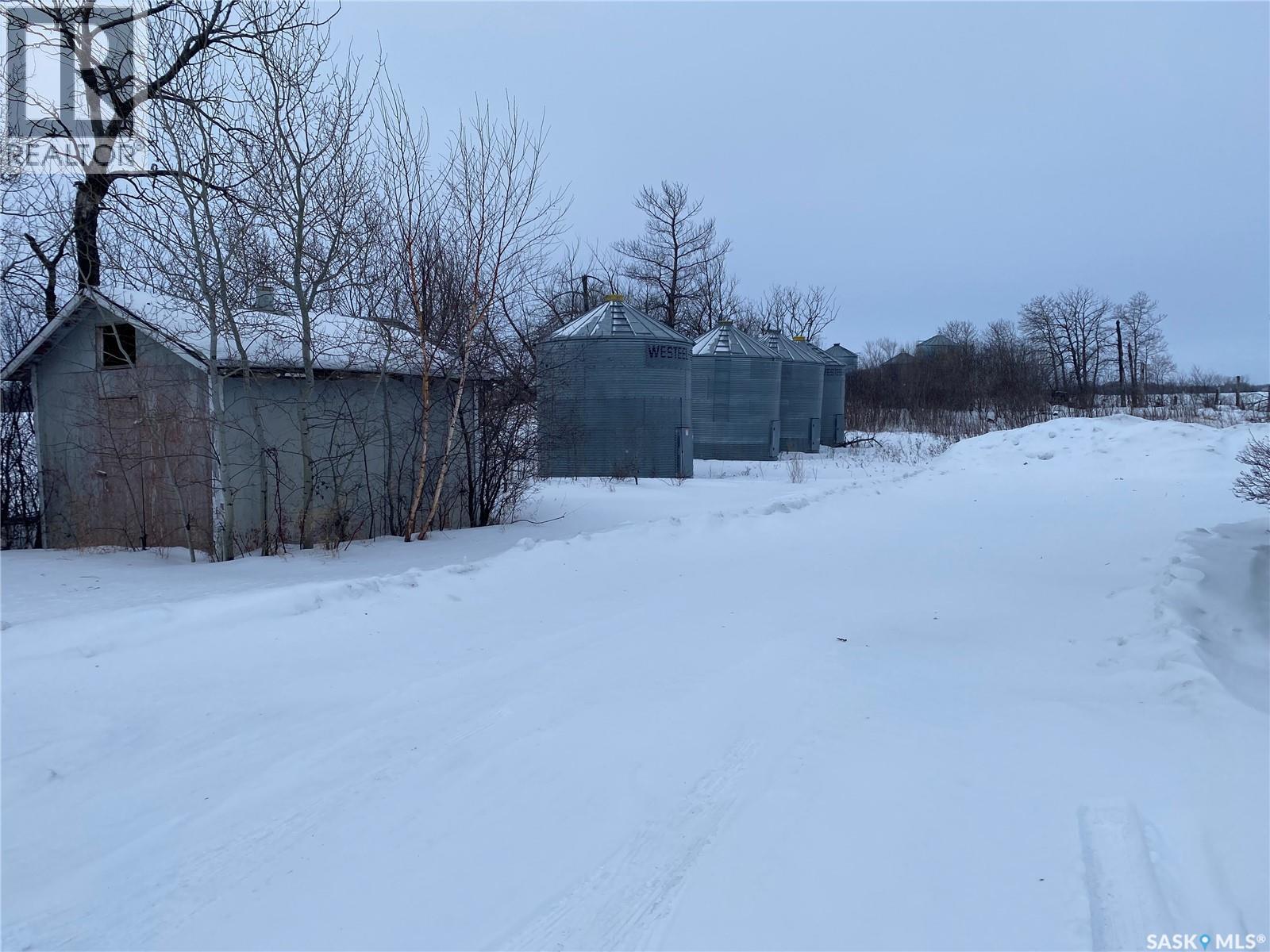 Kisil Estate Farm, St. Louis, SK