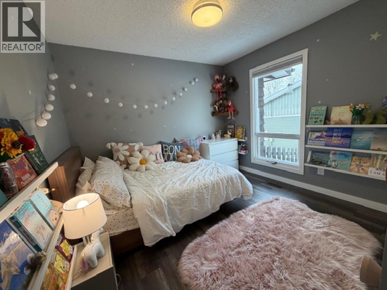 3039 Ridgeview Drive, Prince George, BC - Indoor Photo Showing Bedroom