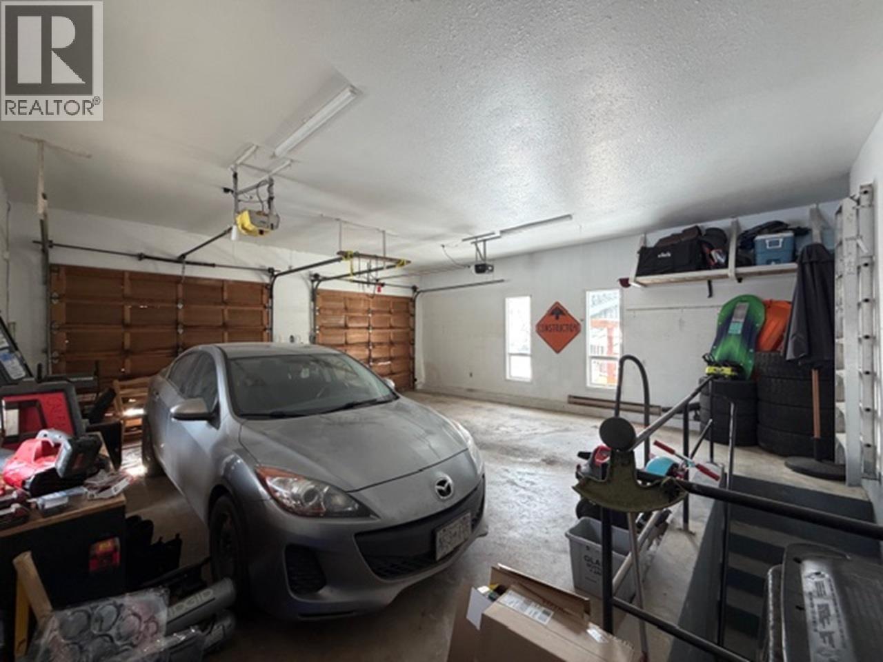 3039 Ridgeview Drive, Prince George, BC - Indoor Photo Showing Garage