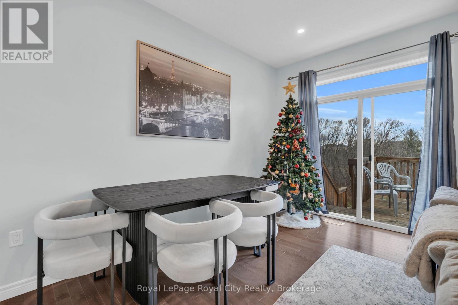 7 - 269 Watson Parkway N, Guelph (Grange Road), ON - Indoor Photo Showing Dining Room