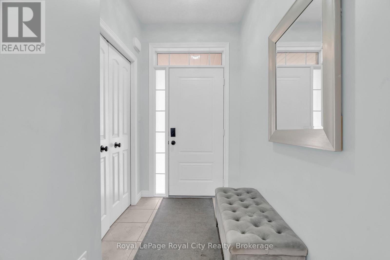 7 - 269 Watson Parkway N, Guelph (Grange Road), ON - Indoor Photo Showing Other Room