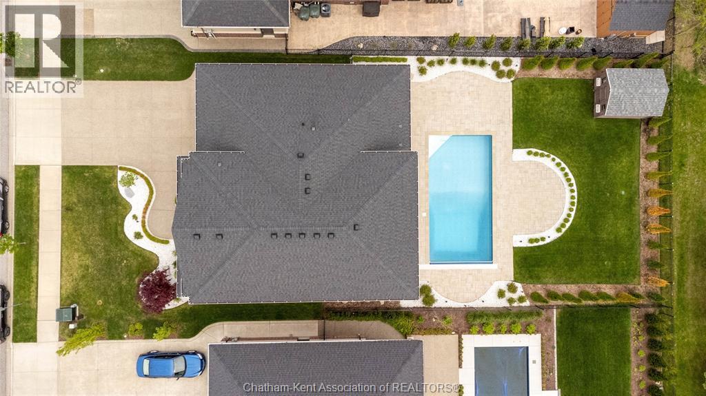3564 Seven Lakes Drive, Lasalle, ON - Outdoor With In Ground Pool
