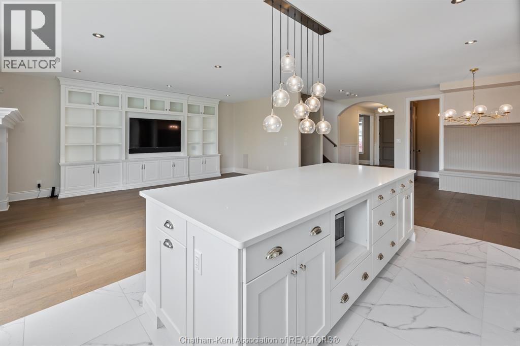 3564 Seven Lakes Drive, Lasalle, ON - Indoor Photo Showing Other Room