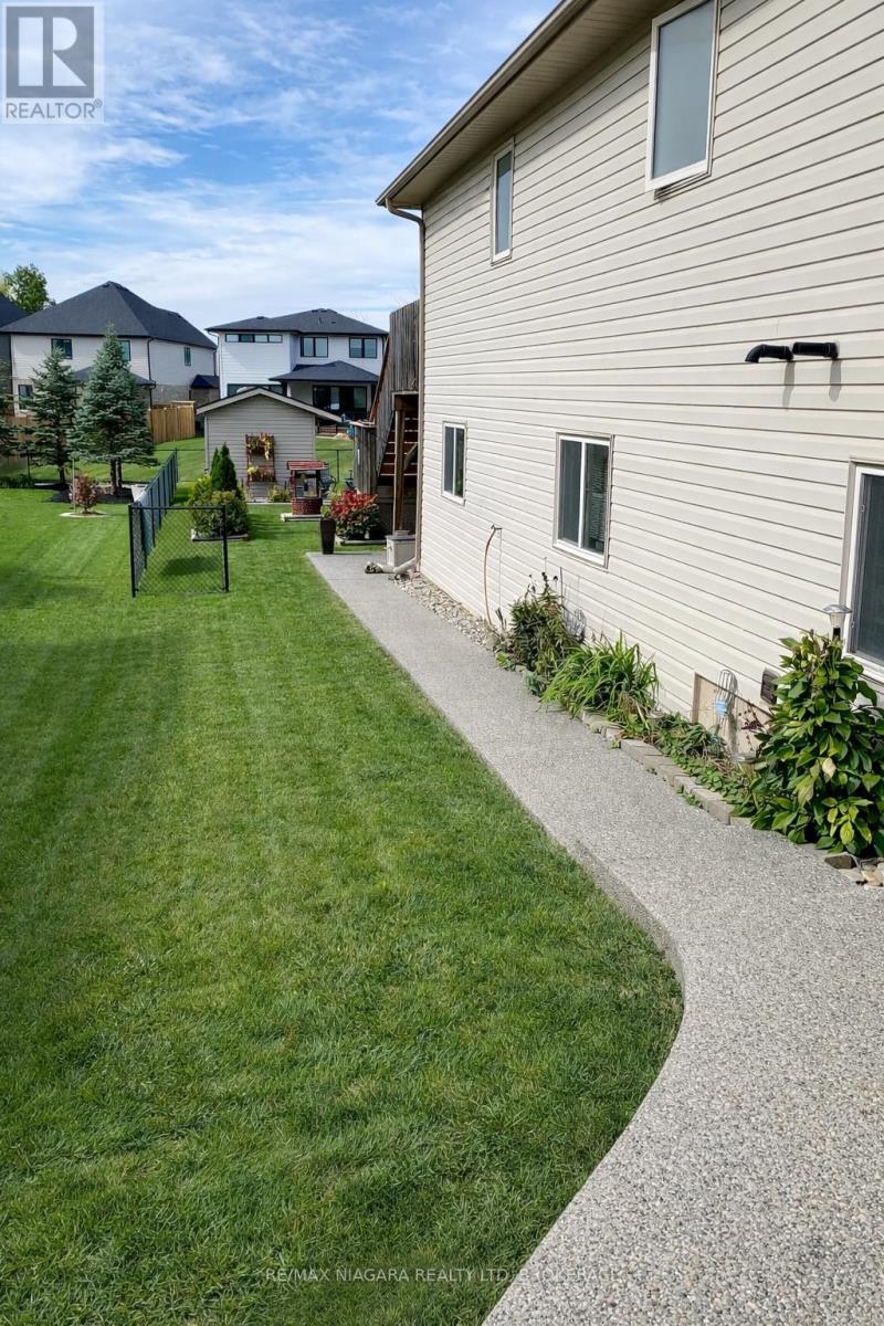 129 Wellbrook Avenue, Welland (Prince Charles), ON - Outdoor