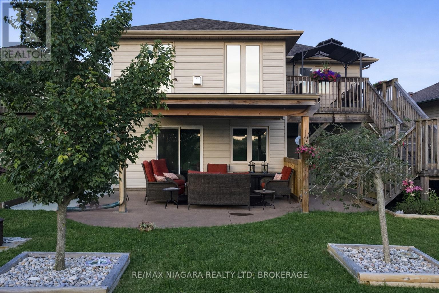 129 Wellbrook Avenue, Welland (Prince Charles), ON - Outdoor With Deck Patio Veranda