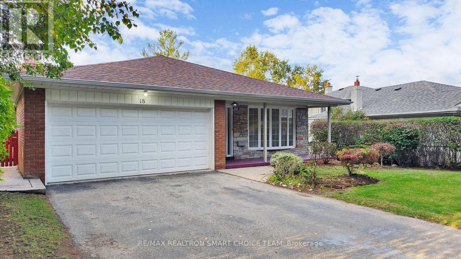 18 Brenham Crescent, Toronto, ON - Outdoor