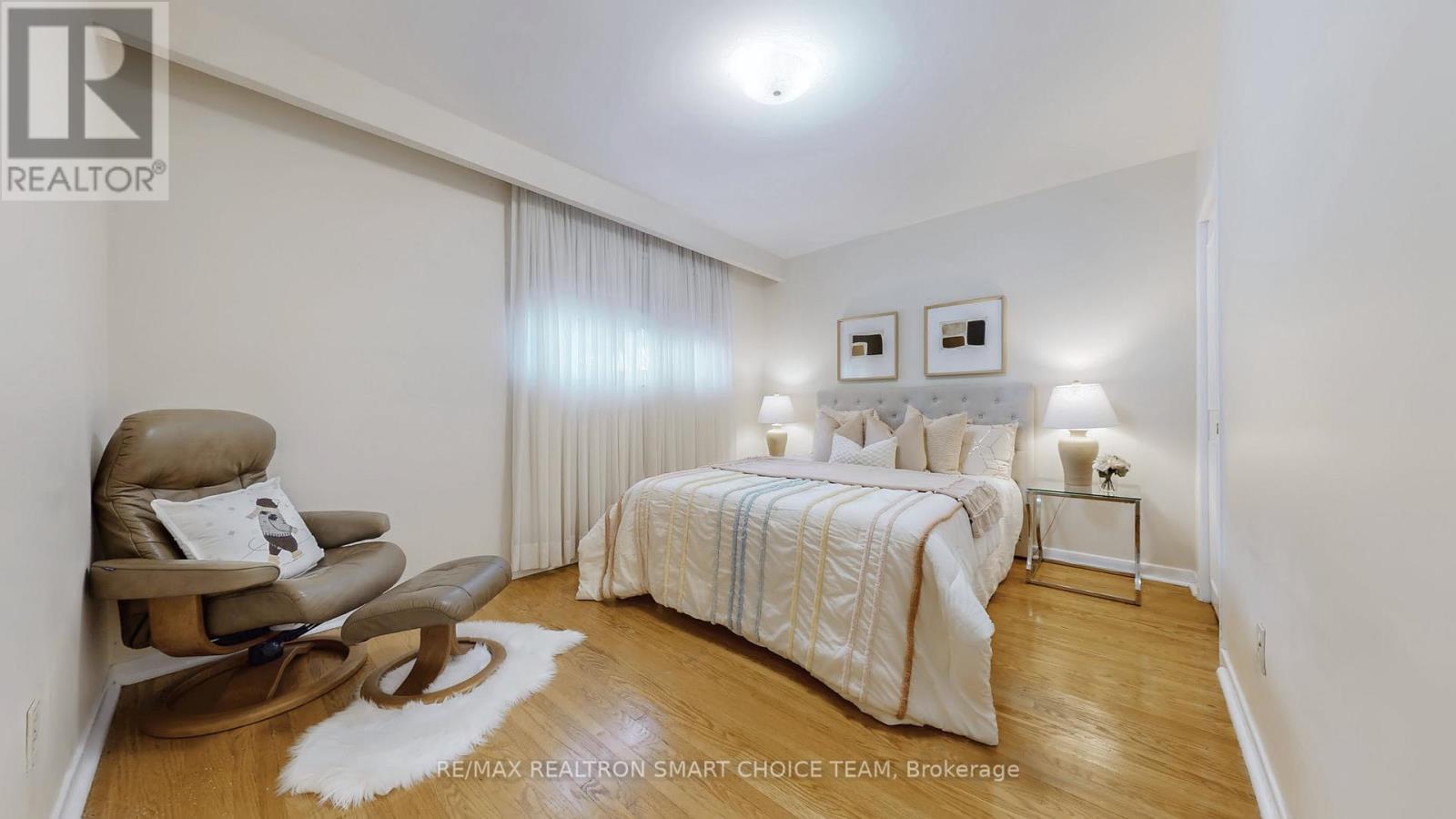 18 Brenham Crescent, Toronto, ON - Indoor Photo Showing Bedroom