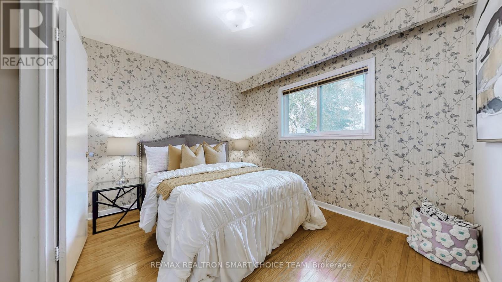 18 Brenham Crescent, Toronto, ON - Indoor Photo Showing Bedroom