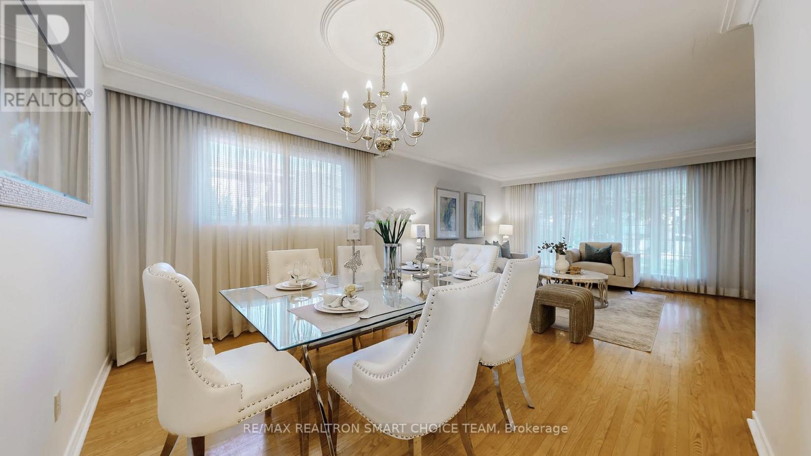 18 Brenham Crescent, Toronto, ON - Indoor Photo Showing Dining Room