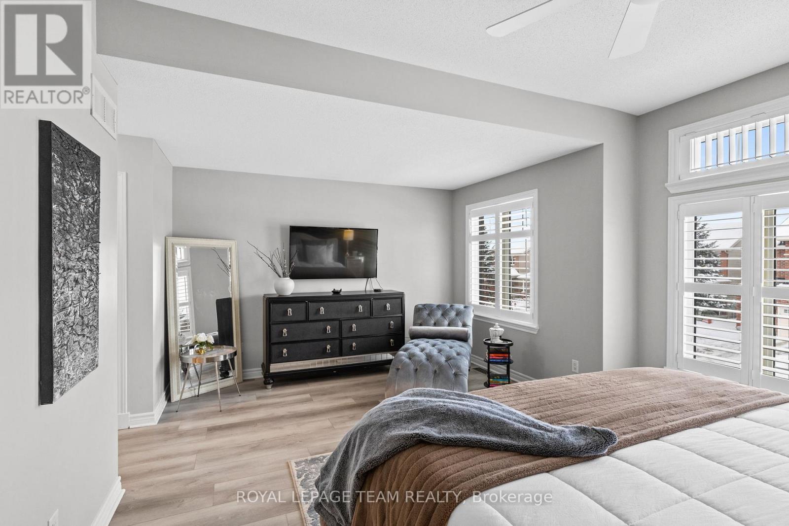 801 Bowercrest Crescent, Ottawa, ON - Indoor Photo Showing Bedroom