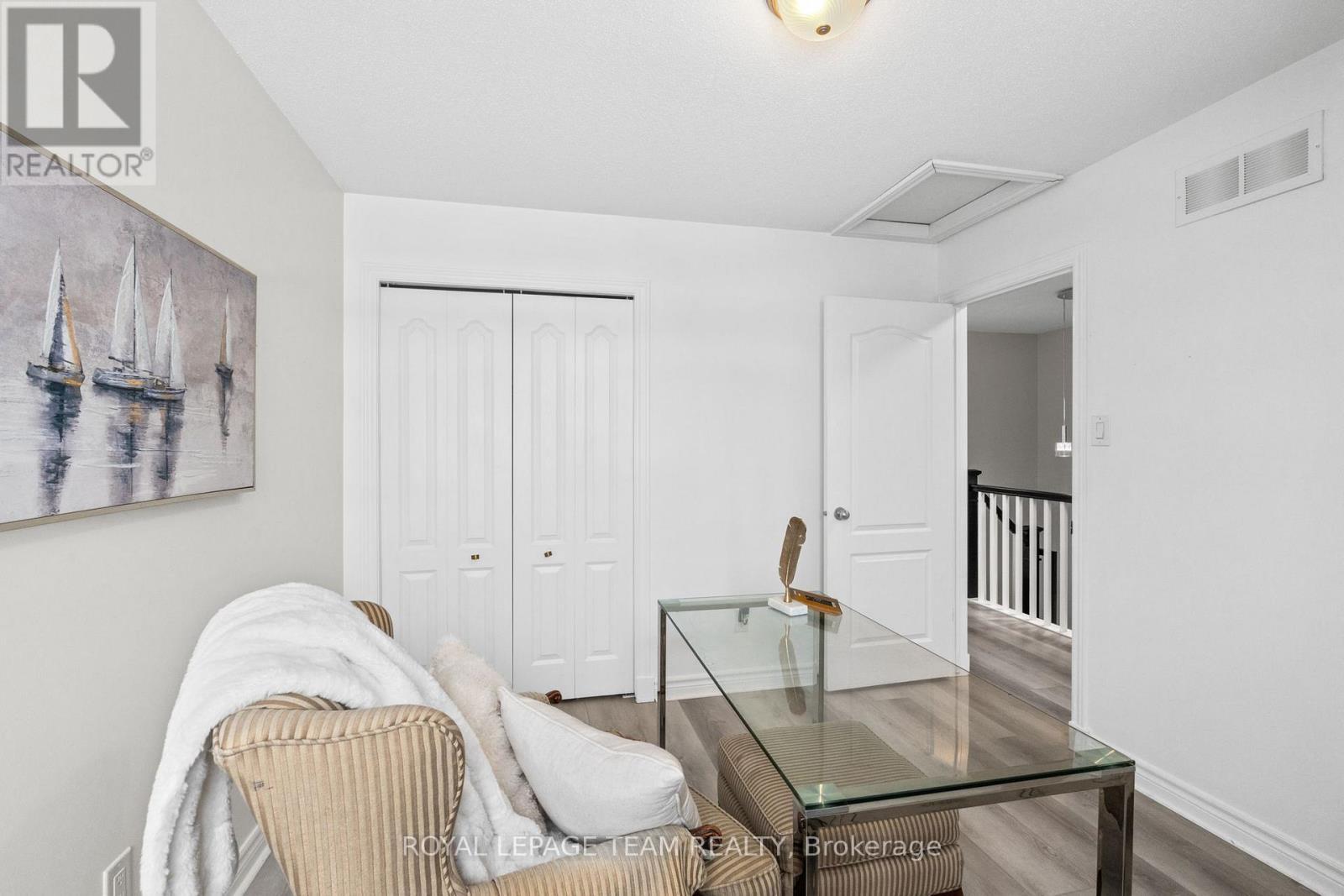 801 Bowercrest Crescent, Ottawa, ON - Indoor