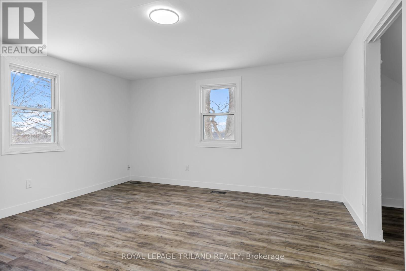 1223 Sunningdale Road E, London North (North C), ON - Indoor Photo Showing Other Room