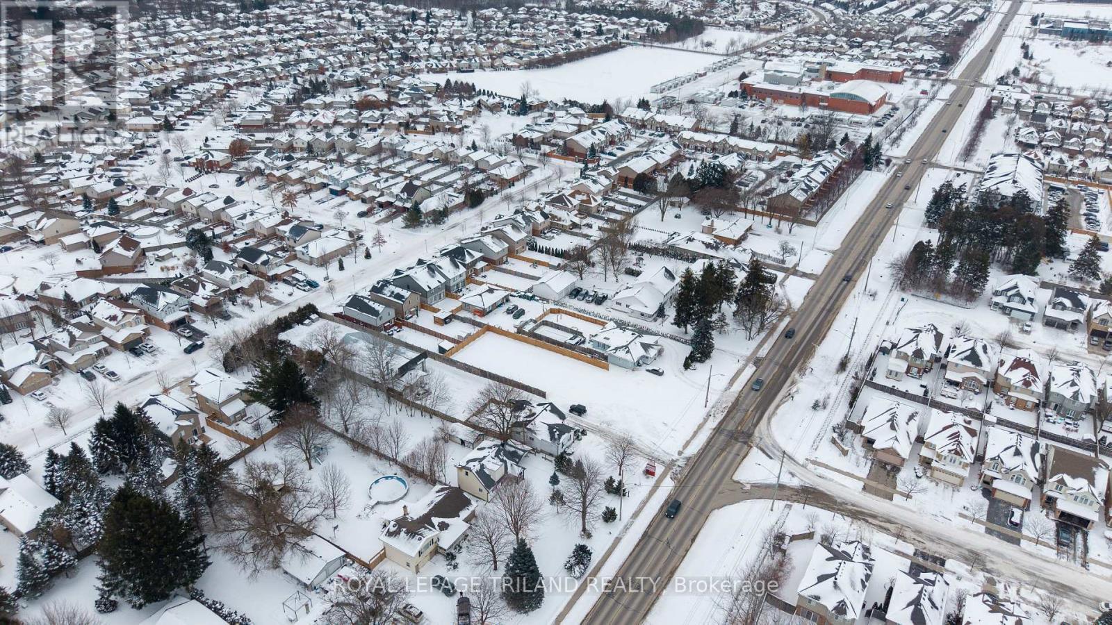 1223 Sunningdale Road E, London North (North C), ON - Outdoor With View