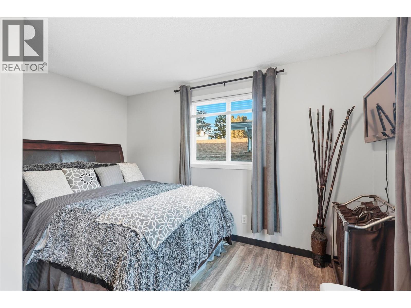 4654 Spurraway Road, Kamloops, BC - Indoor Photo Showing Bedroom