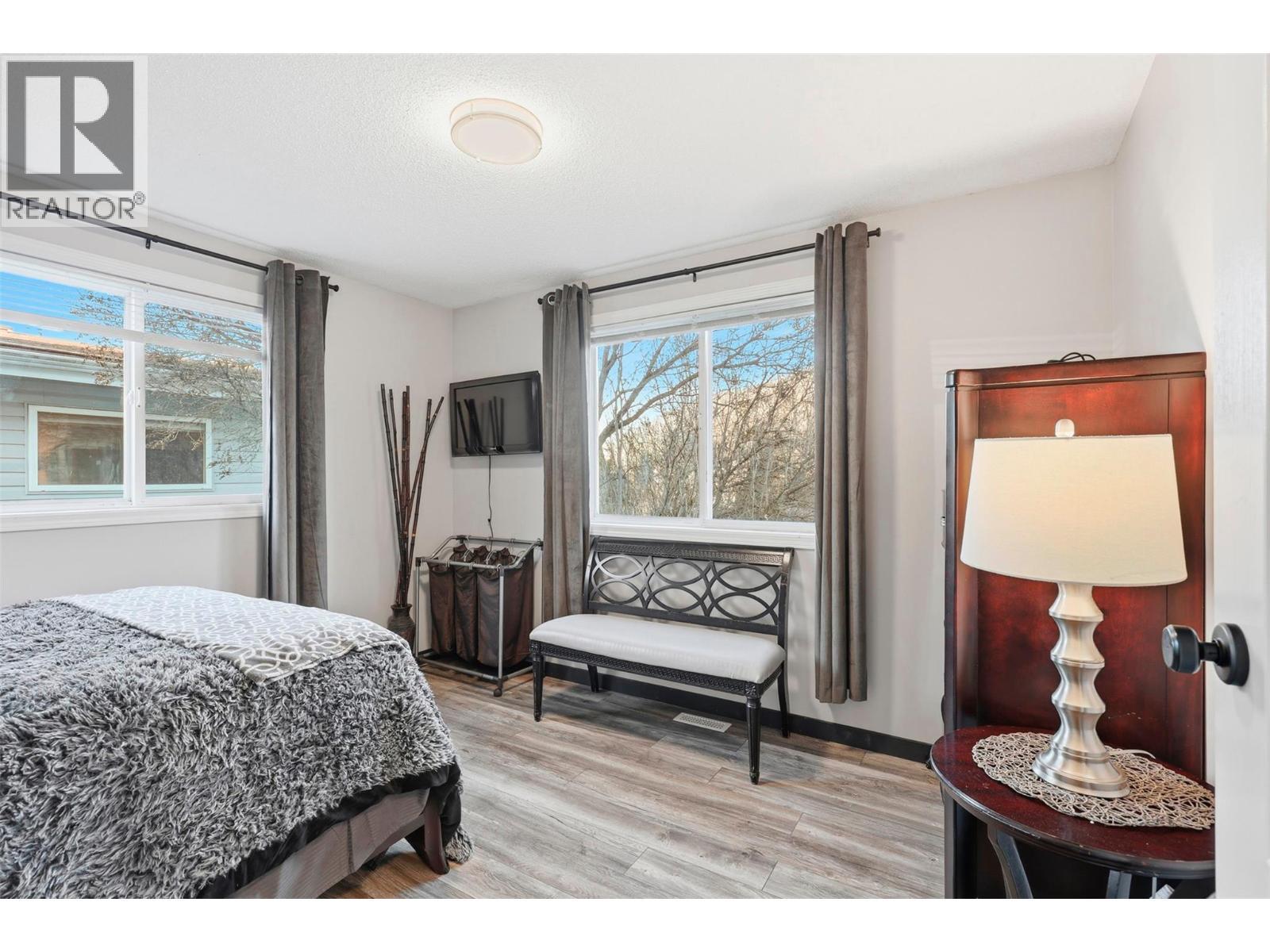 4654 Spurraway Road, Kamloops, BC - Indoor Photo Showing Bedroom