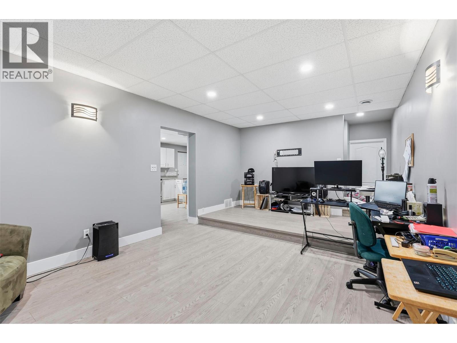 Lower Level-In Law Suite Media Room/Living Room - 4654 Spurraway Road, Kamloops, BC - Indoor Photo Showing Office