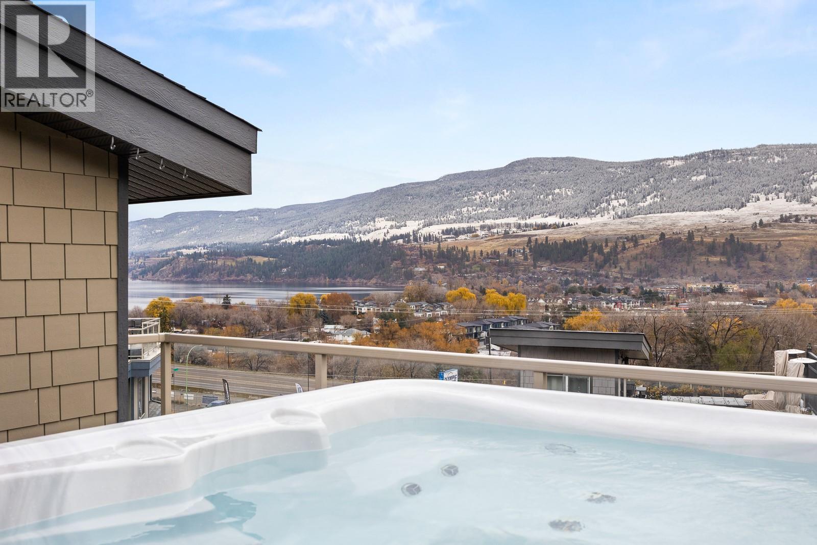 Beautiful Lake and Mountain Views - 2893 Robinson Road Unit# 5, Lake Country, BC - Outdoor