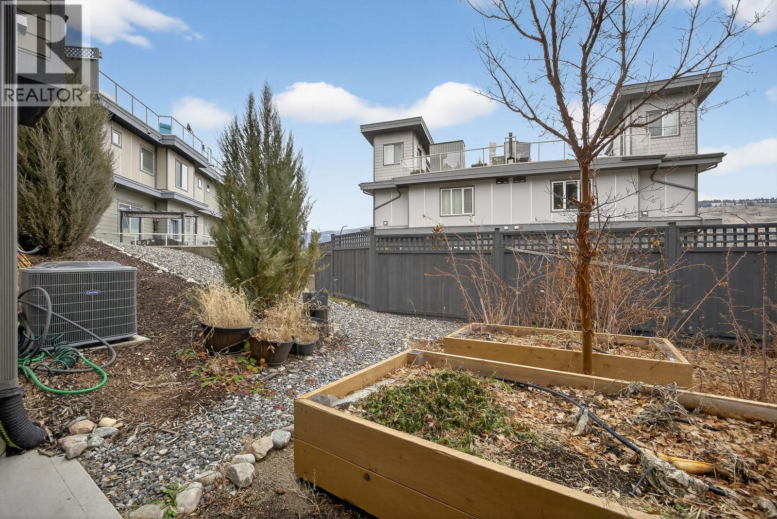 2893 Robinson Road Unit# 5, Lake Country, BC - Outdoor