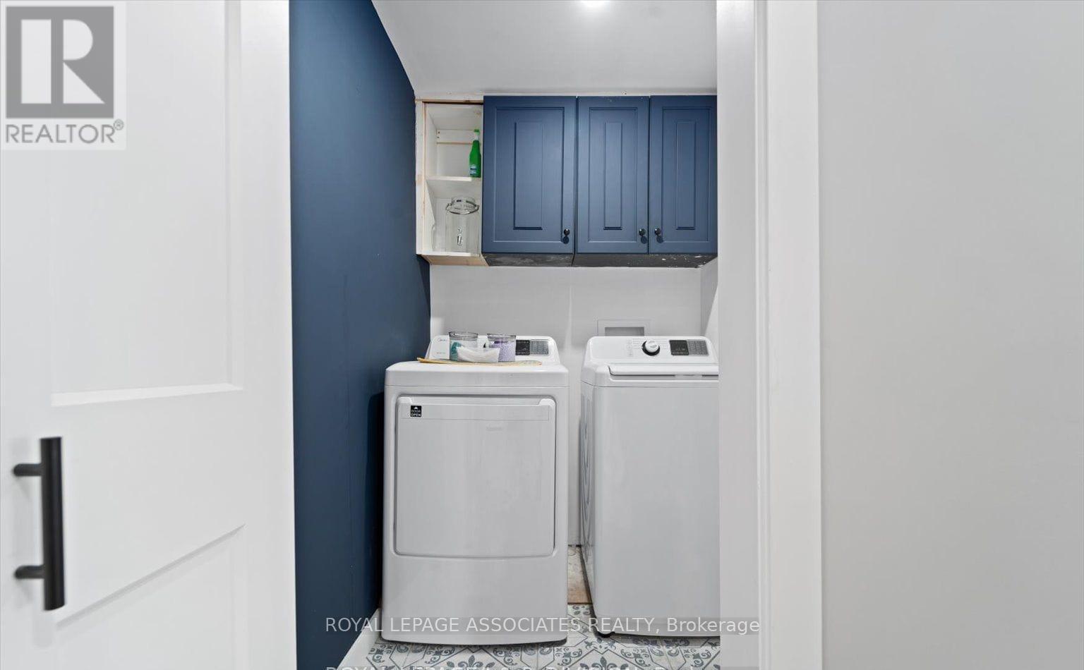 179 Church Street, Georgina, ON - Photo Showing Laundry Room
