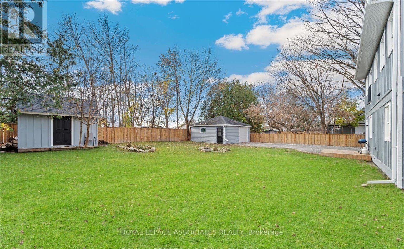 179 Church Street, Georgina, ON - Outdoor With Backyard