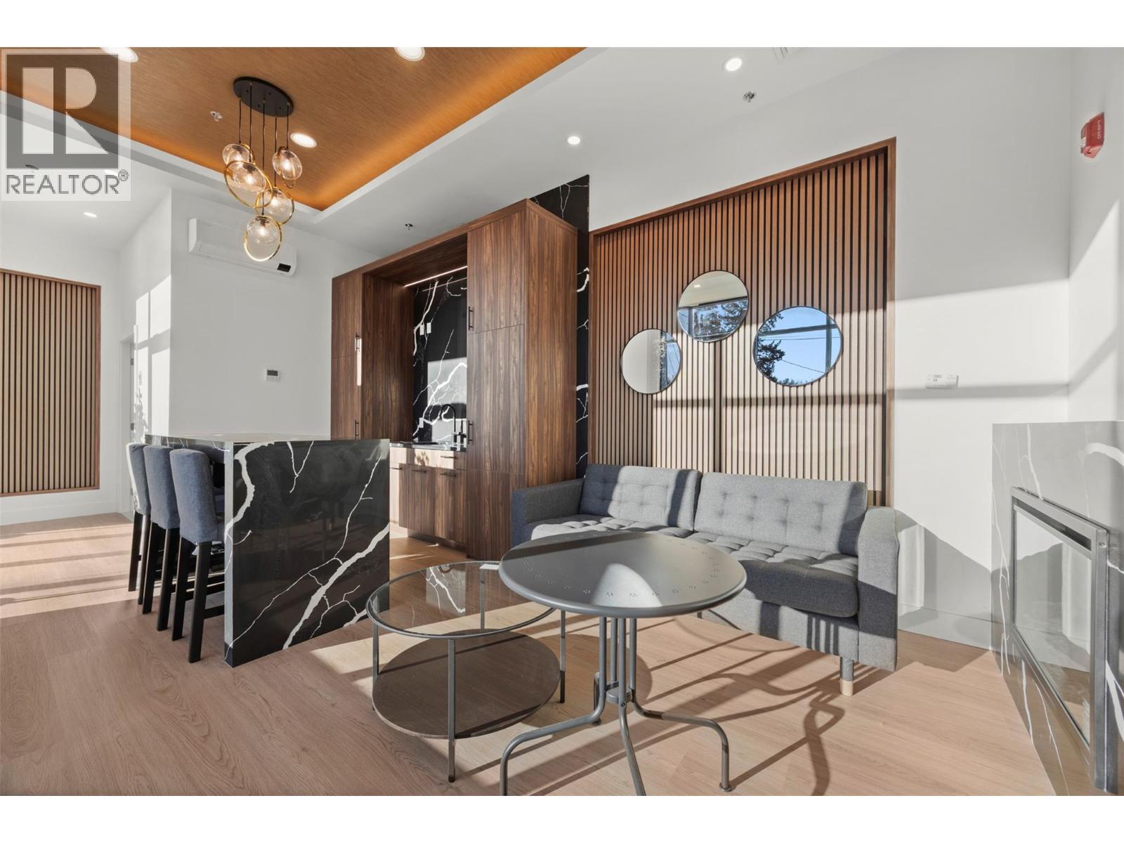 1380 Pridham Avenue Unit# 212, Kelowna, BC - Indoor