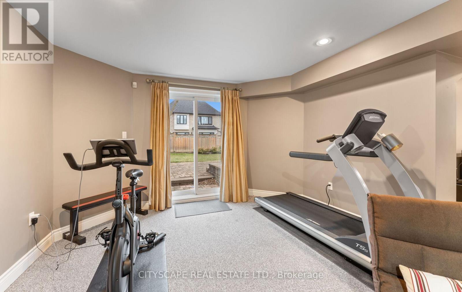 163 Johnston Avenue, Toronto, ON - Indoor Photo Showing Gym Room