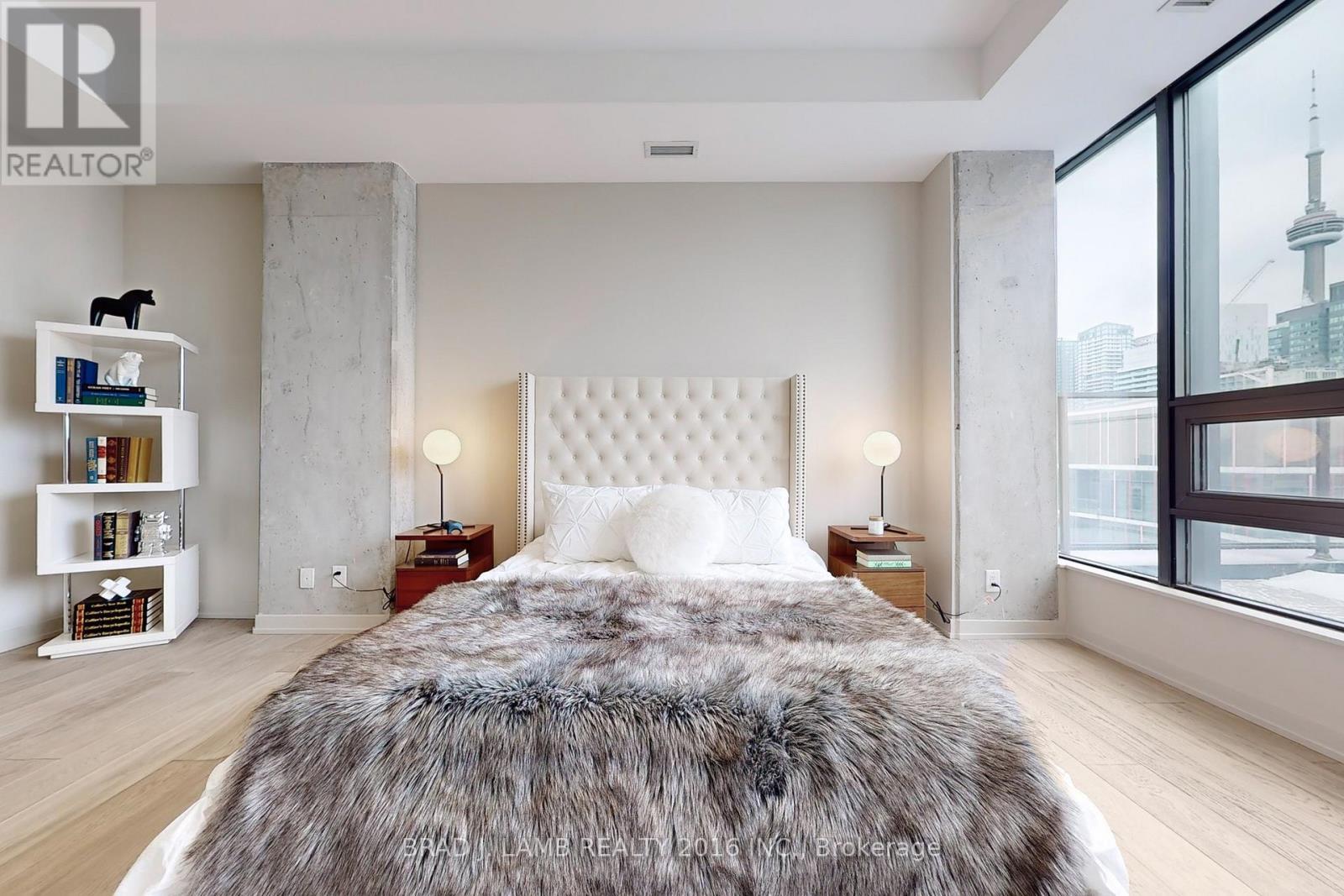 1702 - 458 Richmond Street W, Toronto, ON - Indoor Photo Showing Bedroom