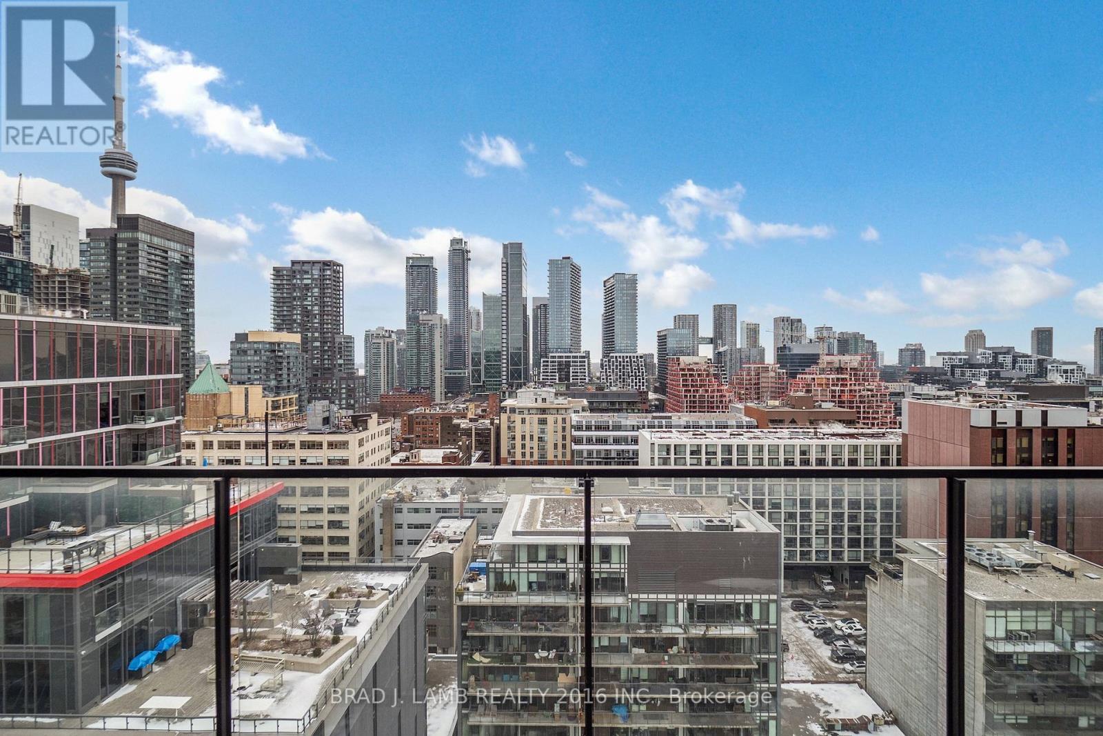 1702 - 458 Richmond Street W, Toronto, ON - Outdoor With View