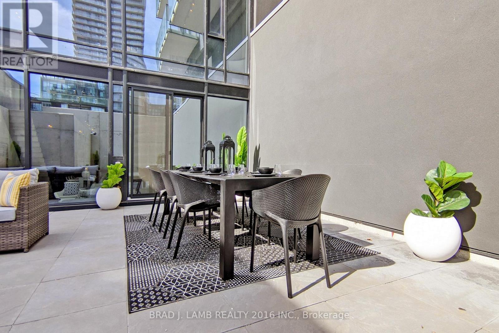 101 - 55 Ontario Street, Toronto, ON - With Exterior