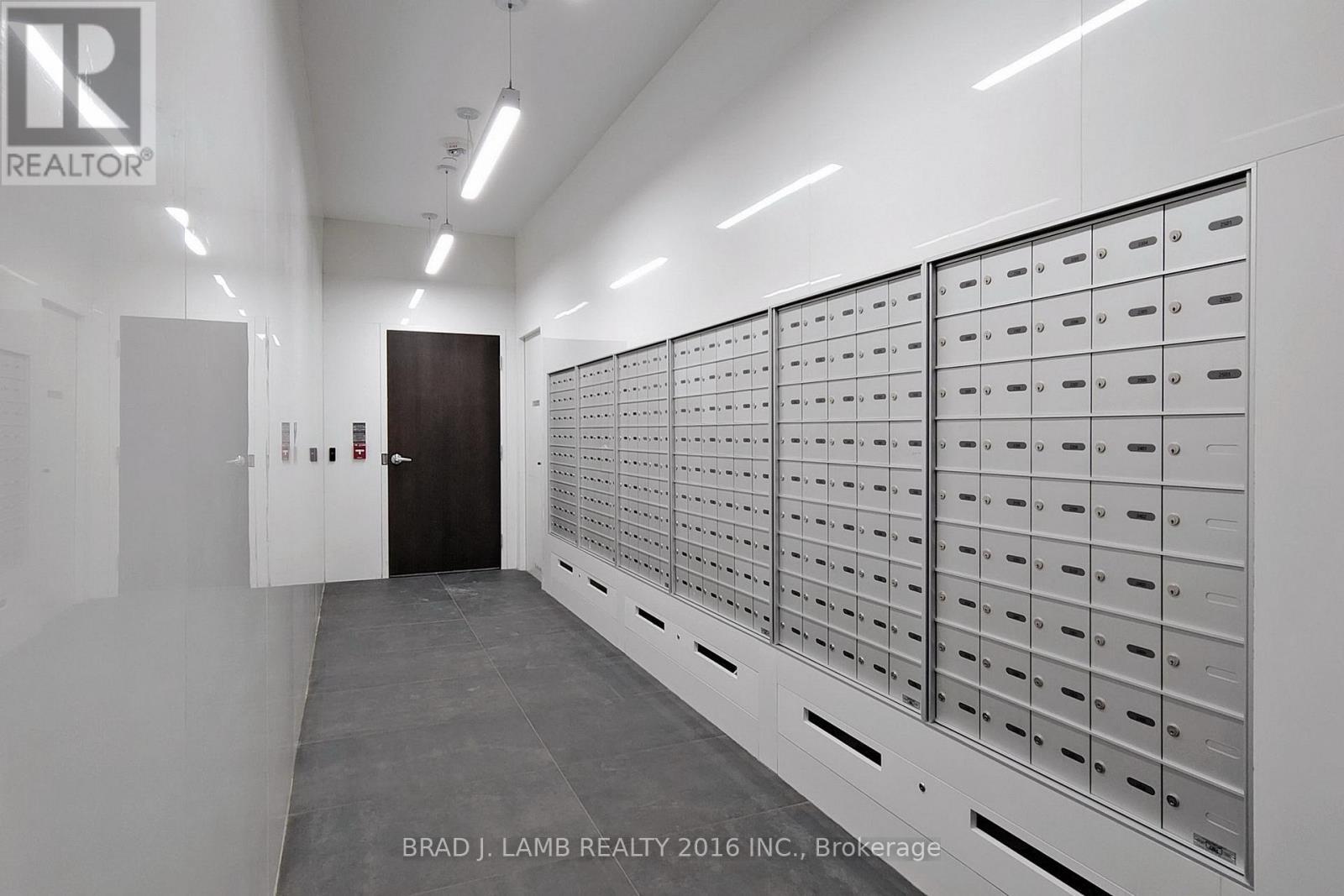 813 - 55 Ontario Street, Toronto, ON - Indoor Photo Showing Other Room