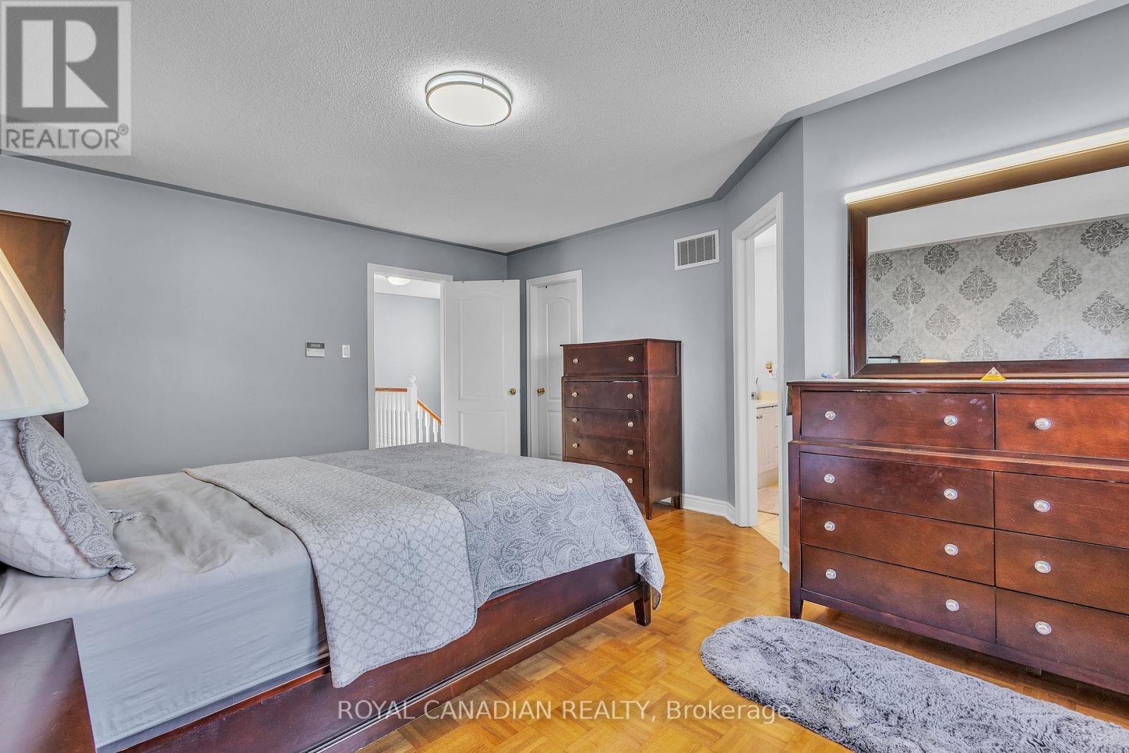 6 Mediterra Drive, Vaughan, ON - Indoor Photo Showing Bedroom