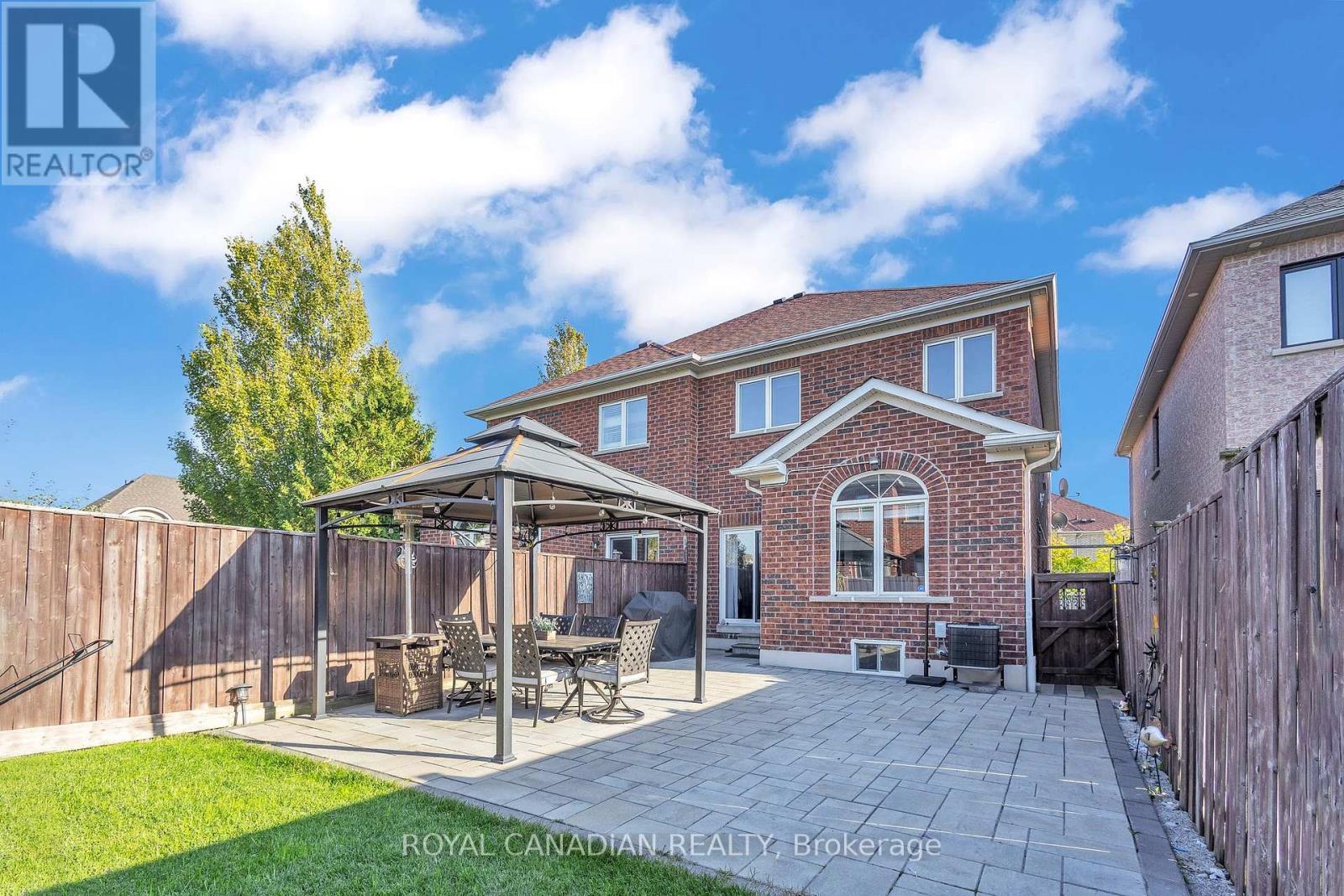 6 Mediterra Drive, Vaughan, ON - Outdoor