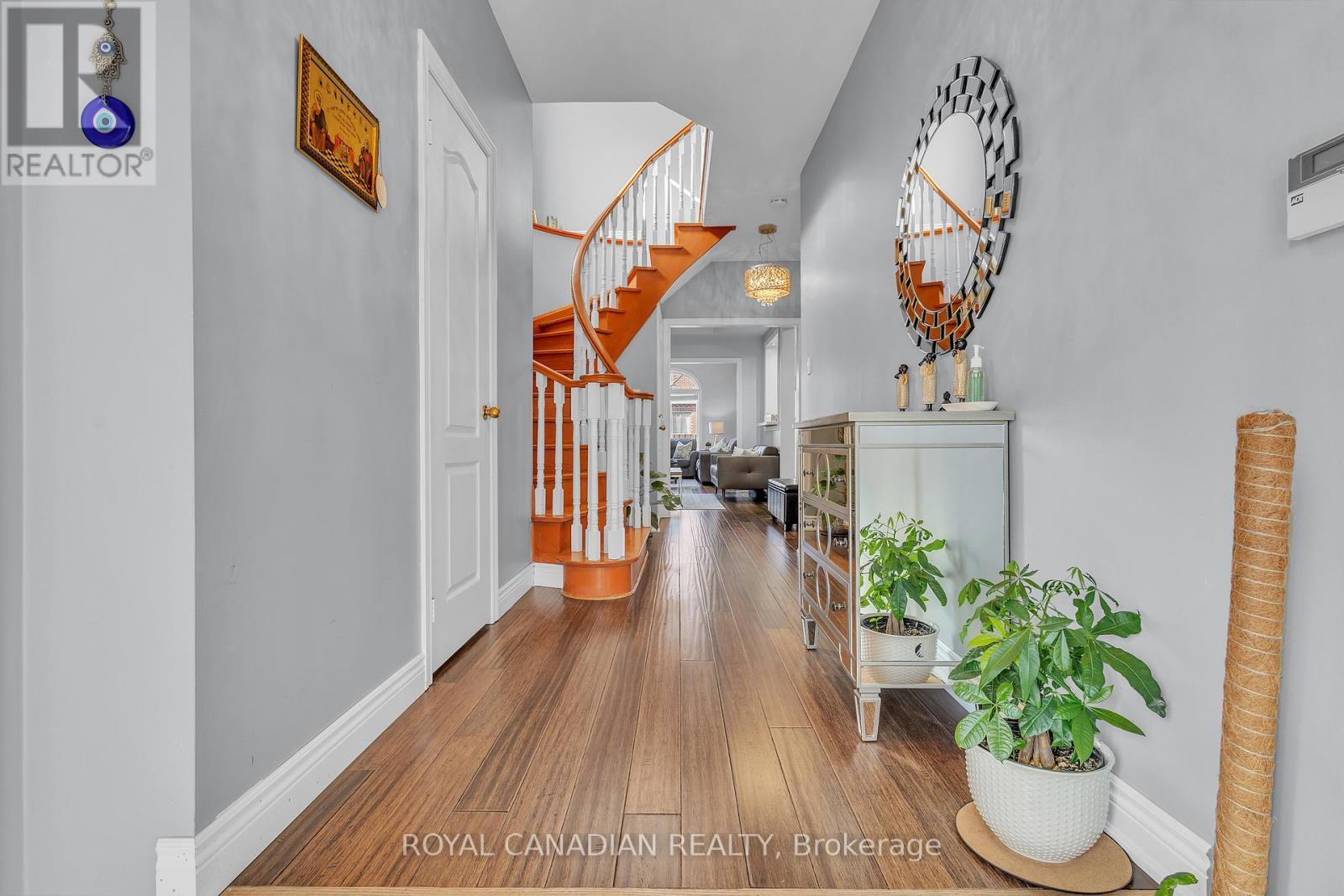 6 Mediterra Drive, Vaughan, ON - Indoor Photo Showing Other Room