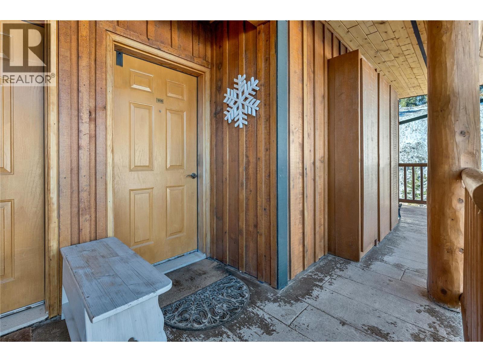 1271 Apex Mountain Road Unit# 306, Penticton, BC - Indoor Photo Showing Other Room