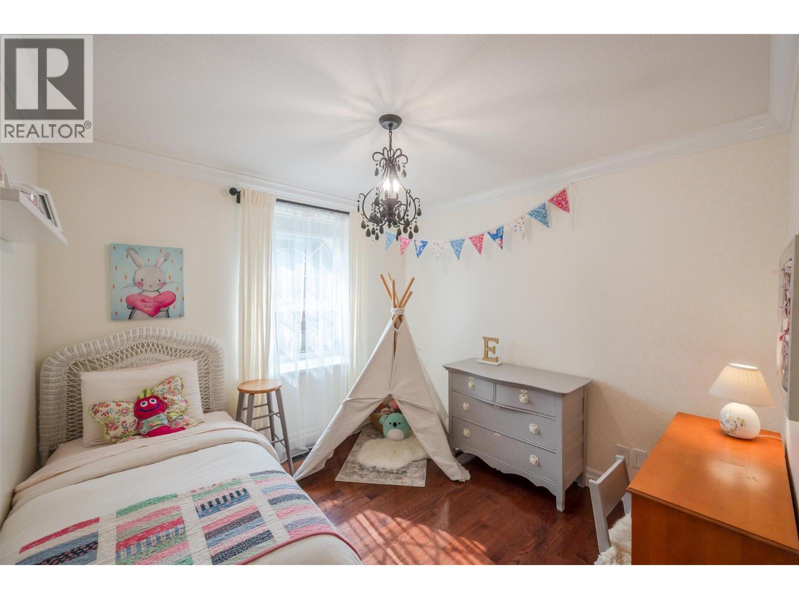 6107 Tavender Court, Summerland, BC - Indoor