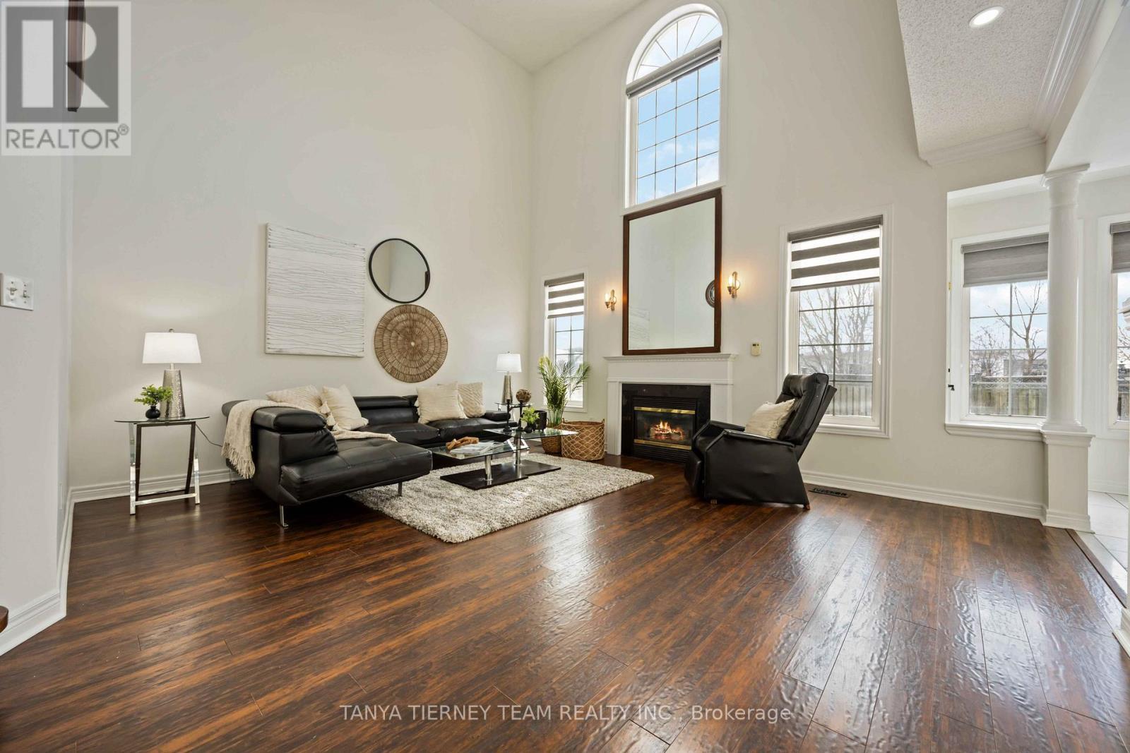 101 Tunney Place, Whitby, ON - Indoor Photo Showing Living Room With Fireplace