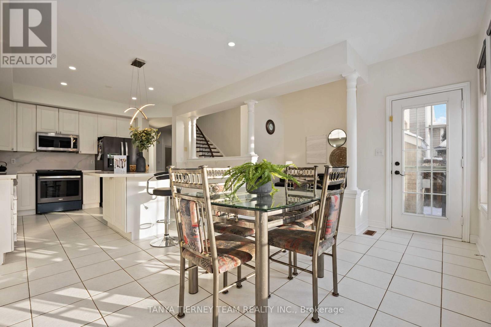 101 Tunney Place, Whitby, ON - Indoor